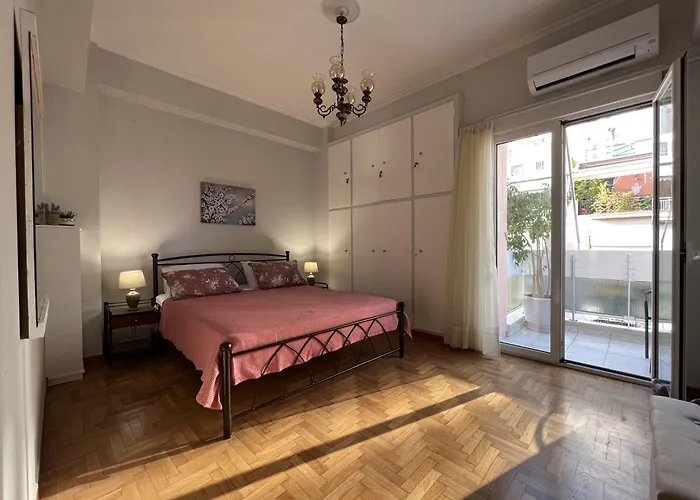 Feelathens36 - Very Close To Syntagma, City Center